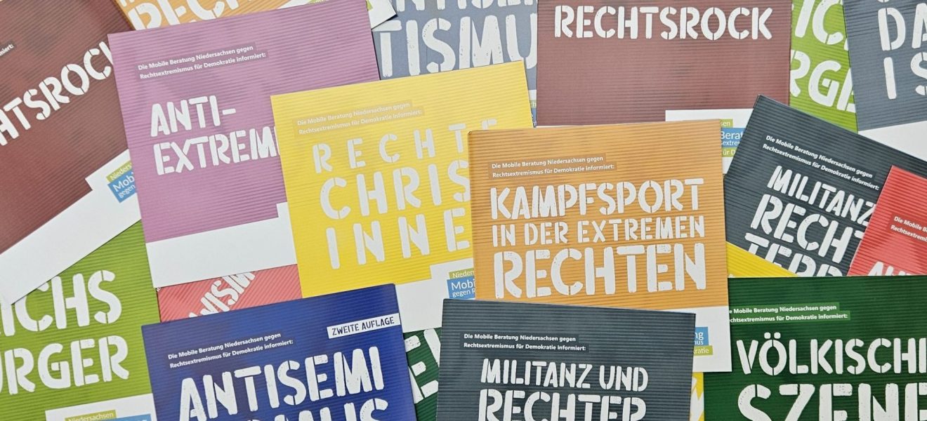 Themenflyer der Mobilen Beratung Niedersachsen gegen Rechtsextremismus für Demokratie